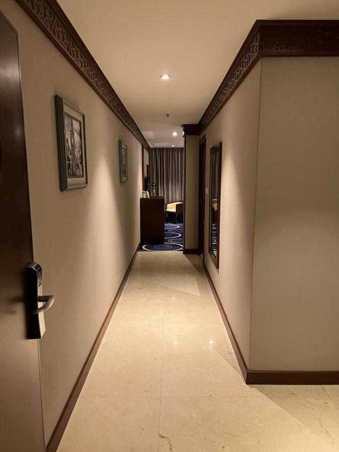 Swiss In Tabuk Hotel Экстерьер фото