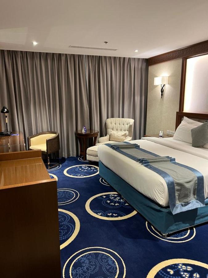 Swiss In Tabuk Hotel Экстерьер фото