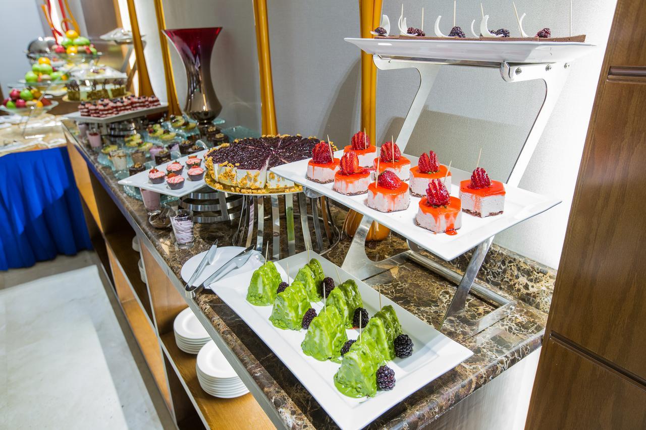 Swiss In Tabuk Hotel Экстерьер фото