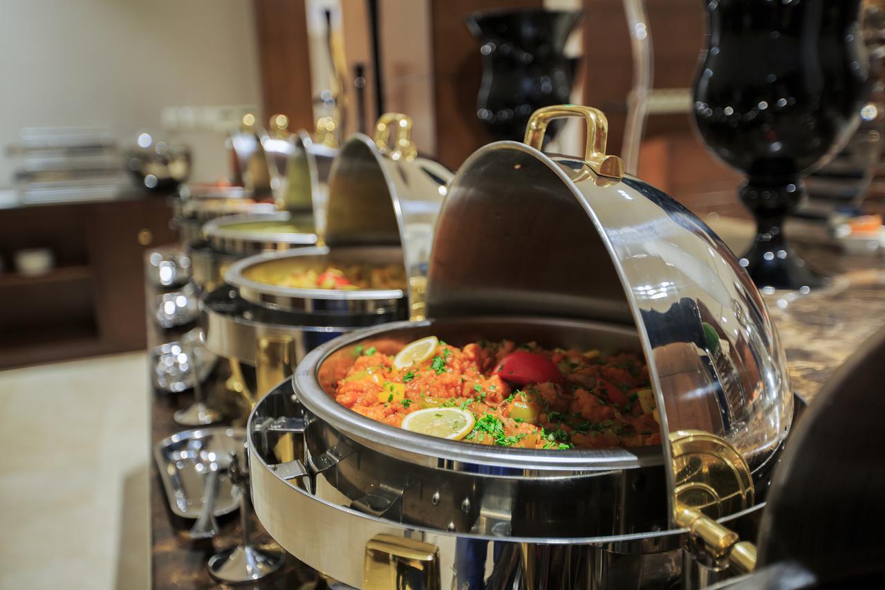 Swiss In Tabuk Hotel Экстерьер фото