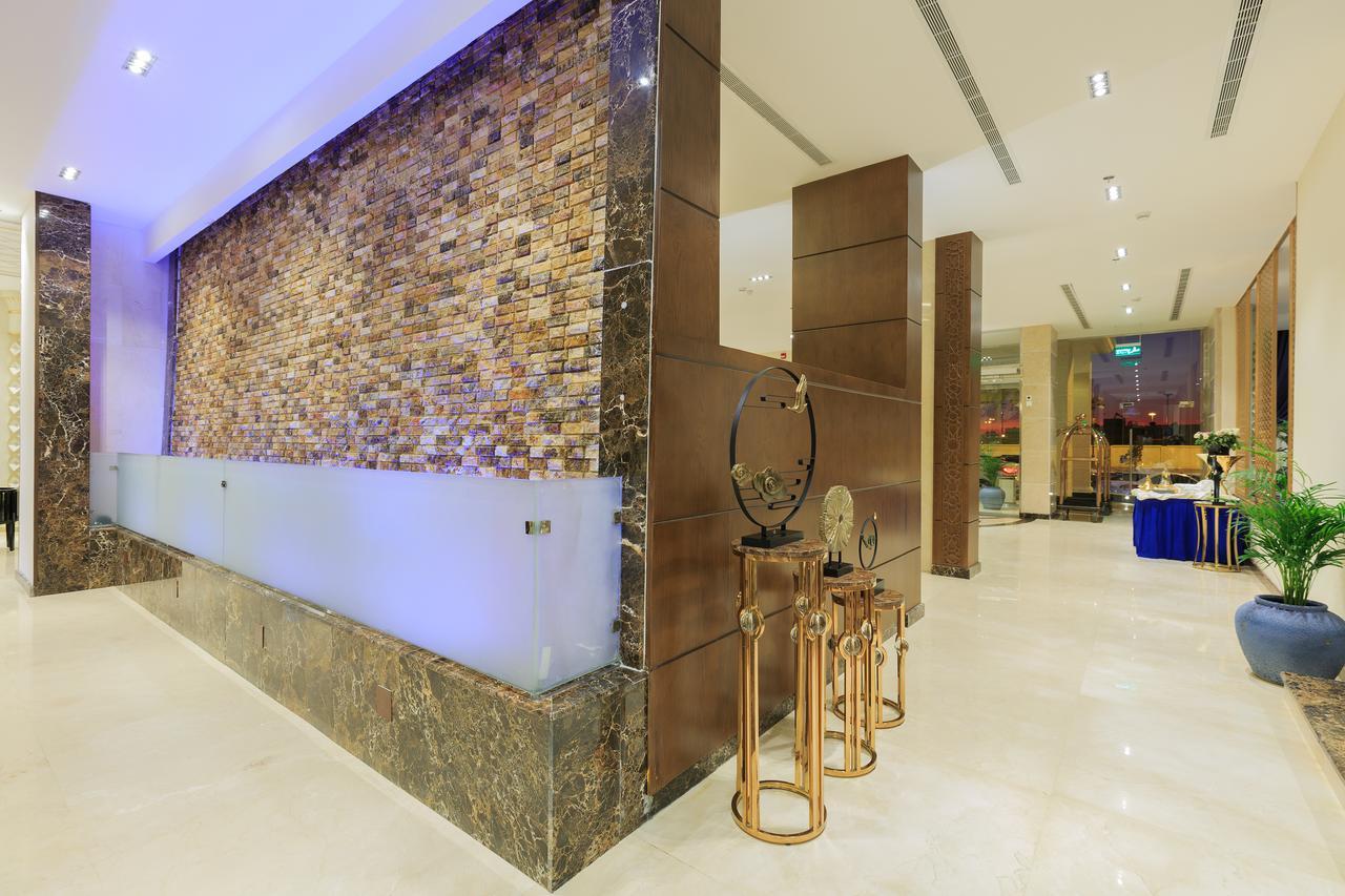 Swiss In Tabuk Hotel Экстерьер фото